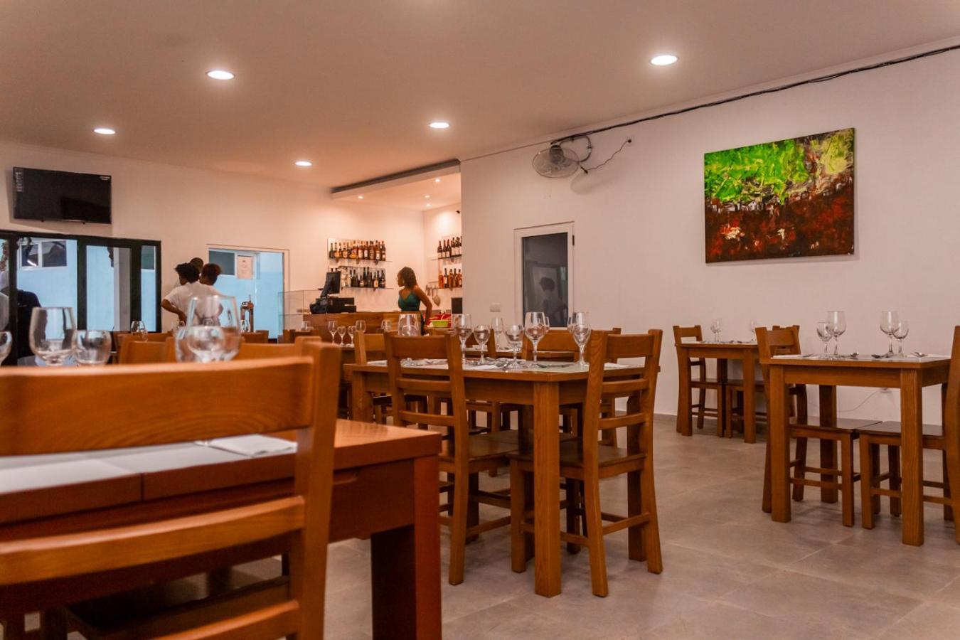 Hotel Vitoria Sao Tome Ngoại thất bức ảnh