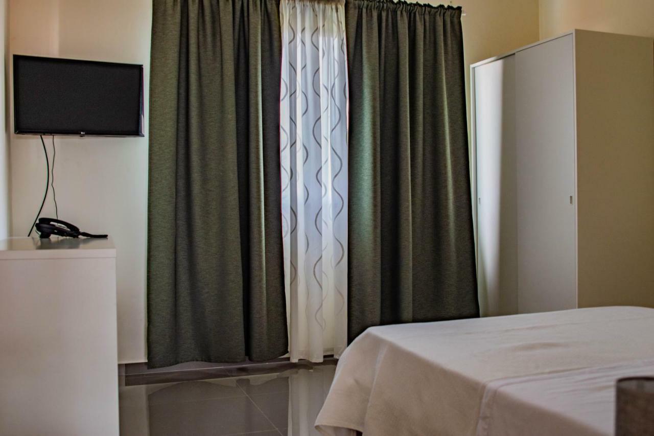Hotel Vitoria Sao Tome Ngoại thất bức ảnh