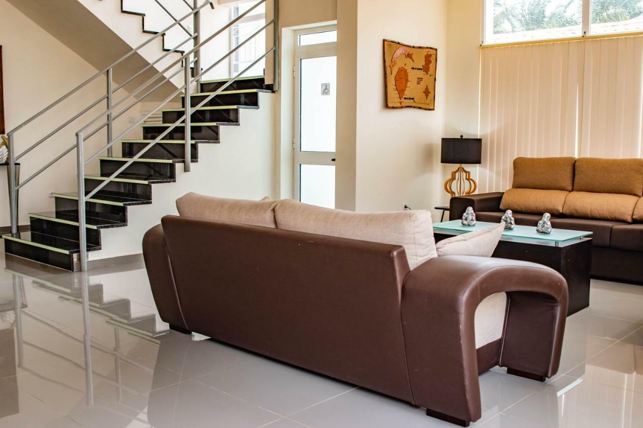 Hotel Vitoria Sao Tome Ngoại thất bức ảnh